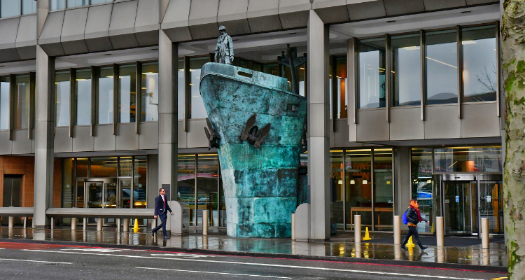 Herber Rückschlag für Klimaschutz in der Schifffahrt