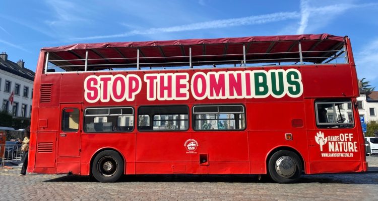 Umweltomnibus überrollt geltende Umweltprüfungen